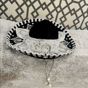 Traditional Mexican hat for toddler (charro)